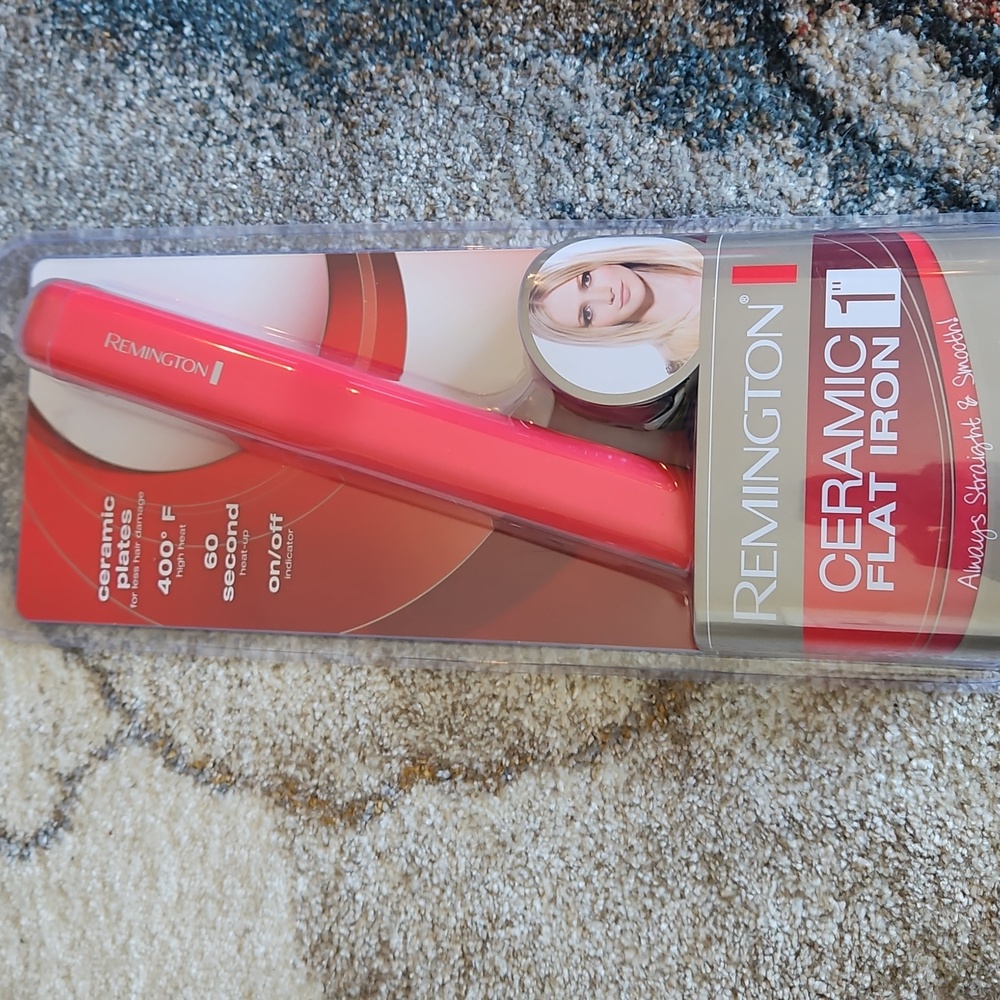 $45 Brand New Remington Ceramic Iron
